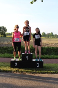 IMG_6882 podium dames1